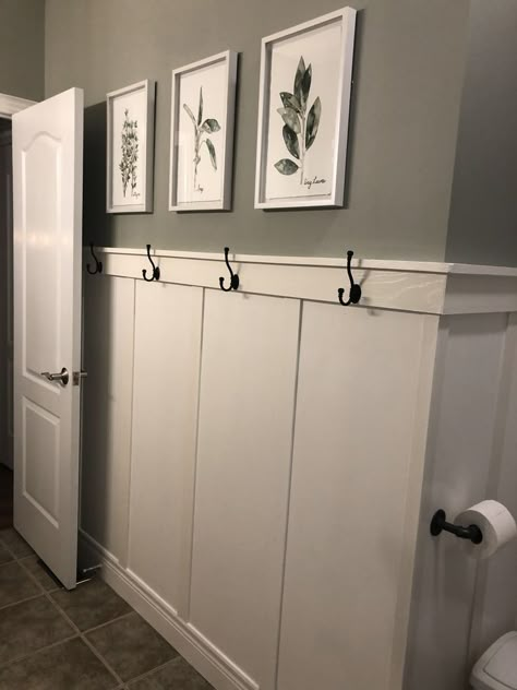 Wainscoting Bathroom With Hooks, Wainscoting Bathroom Farmhouse, Batten Board Bathroom Walls, Bathroom Wall Board And Batten, Batton Board Bathroom Wall, Board And Batten Bathroom Colors, Bathroom Batten Board, Half Wall Paneling Ideas Bathroom, Board And Batten Small Bathroom