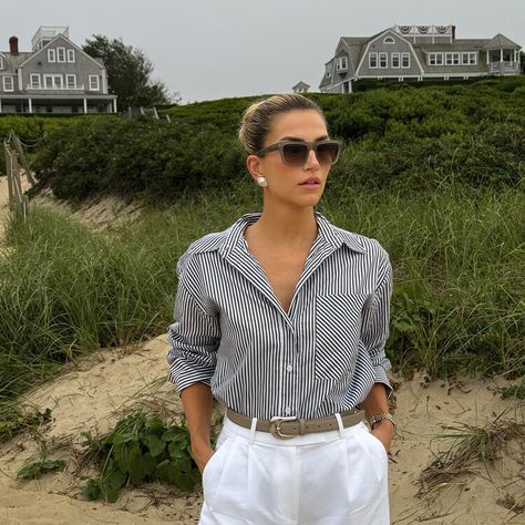 Nantucket Outfit Summer, Nantucket Fashion, Nantucket Outfit, East Coast Summer, East Coast Fashion, East Coast Style, Nantucket Style, Medium Tv Show, Runway Outfits