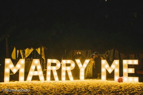 Renta de letras para propuesta de matrimonio ❤️ ideal para sorprender a tu ser amado!! Marry Me, Neon Signs, Quick Saves