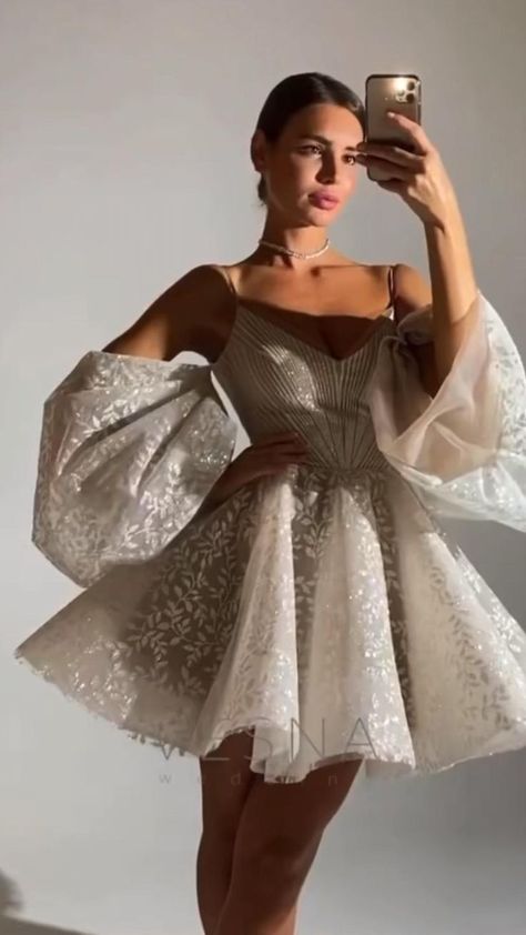 Girl Prom Dress, Glow Dress, Prom Dress Short, Girl Prom, Dorothy Dandridge, Hoco Dresses Short, Prom Girl Dresses, Ball Gowns Evening, Pretty Prom Dresses