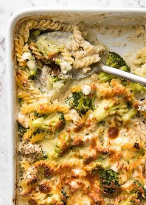 This is how to make a HEALTHY Creamy Pasta Bake in one baking dish, from scratch. Loaded with broccoli, 5 minutes prep then just pop it in the oven. This Ultra Lazy HEALTHY Creamy Chicken Pasta Bake is magical! www.recipetineats.com Chicken And Broccoli Pasta Bake, Creamy Chicken Pasta Bake, Chicken And Broccoli Pasta, Broccoli Pasta Bake, Creamy Pasta Bake, Broccoli Pasta Recipe, Chicken Broccoli Pasta, Pasta Bake Recipe, Broccoli Bake