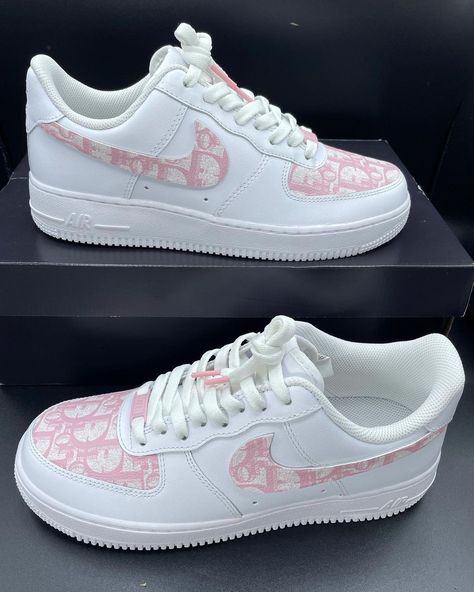 Pink Dior Air Force 1 Custom Check more at https://danielcustoms.com/product/pink-dior-air-force-1-custom-2/ Dior Air Force 1s, Dior Custom Air Force 1, Custom Air Force 1 Women, Pink Dior Sneakers, Pink Dior Shoes, Nike Air Force 1 Dior, Custom Air Force 1 Pink, Air Force Pink, Dior Air Force