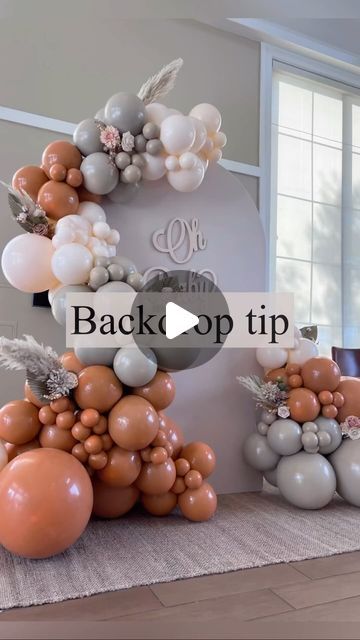 Arch Backdrop With Balloons, Balloon Arch Design, Balloon Decor Birthday, Balloon Gate, Arch Balloon Garland, Fall Balloons, Baloon Garland, Balloon Garland Ideas, Nesting Party