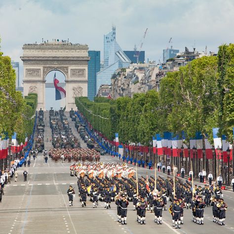 Bastile Day, Parisian Picnic, Catholic Holidays, Europe Day, French Images, Paris Travel Photography, Day Off Work, Bastille Day, National Holiday