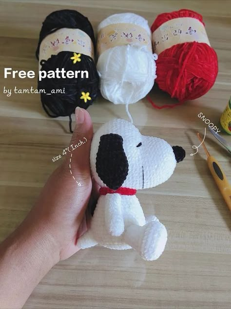 Snoopy The Dog, Batman Amigurumi, Hello Kitty Amigurumi, Disney Crochet Patterns, Snoopy Dog, Crochet Dog Patterns, Dog Patterns, Crochet Toys Free, Crochet Animals Free Patterns