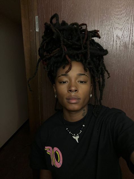 Mascs With Long Hair, Masc Braids For Women, Stud Dreads, Black Studs With Locs, Masc Lesbian Makeup, Fine Studs With Dreads, Pretty Masc Women, Dreadhead Studs, Stud With Dreads