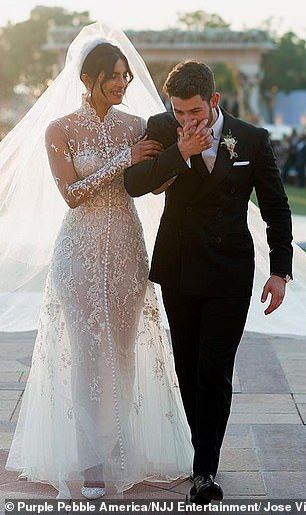 Ralph Lauren Wedding Dress, بريانكا شوبرا, Priyanka Chopra Wedding, Short Kings, Iconic Weddings, Celebrity Wedding Dresses, Royal Wedding Dress, Boda Mexicana, Applique Wedding