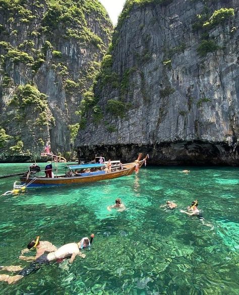 Thailand aesthetics >>> ⁠ ⁠ Have the trip of a lifetime like @venice_caila and fill your phone with pics like these! 🤩⁠ ⁠ Does it get better than this? 🐘⁠ ⁠ Check out link in bio for more on our Thai Adventure group trip 💚 Travelling Aesthetic Thailand, Year Of Travel, Travel Aesthetic Thailand, Thailand Trip Aesthetic, Thailand Vision Board, Trips Vision Board, Travel Vision Board Aesthetic, Vietnam Travel Aesthetic, Around The World Aesthetic