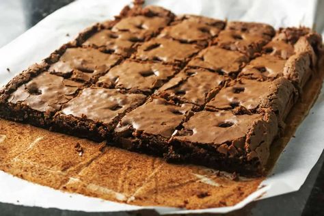 Homemade Brownies Recipe - KitchenMomy Christmas Dainties, Bakery Brownies, Homemade Brownies Recipe, Easy Homemade Brownies, Bake Sale Goodies, Cheap Desserts, Homemade Brownies Easy, Easy Christmas Candy, Fudge Brownie Recipe