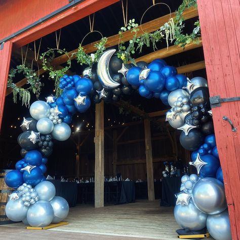 Under the stars ✨💫 A perfect night for a wedding 🌙! Loved setting up these displays @brooksholmweddingbarn ! Thank you so much @hartman_ashlee for having us! Shout out to @miss.kay_xo for being the best assistant, and photographer ever, love you for life ❤️ #wedding #weddingunderthestars #nighttime #moonsandstars #buffaloballoons #wny #wnyballoons #716balloons #balloonsofbuffalo Prom Decorations Starry Night, Star Gazing Party Ideas, Galaxy Themed Decorations, Diy Starry Night Decorations, Under The Stars School Dance, Moon And Stars Balloon Arch, Under The Stars Centerpiece Ideas, Galaxy Theme Wedding Decoration, Starry Centerpieces