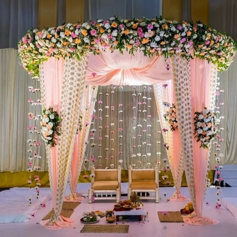 Wedding mandap inspiration ❤️ From @feliz.decor Follow @wedding_gateway a one stop shop to get inspired for all your wedding needs. Use… | Instagram Lagan Mandap Decoration, Wading Stage Decoration, Indian Wedding Decorations Indoor, Shaadi Mandap Decoration, Saptpadi Decoration, Vidhi Mandap Indian Weddings, Saptapadi Decoration Ideas, Simple Mandap Decor Indian, Mandapam Decoration Marriage