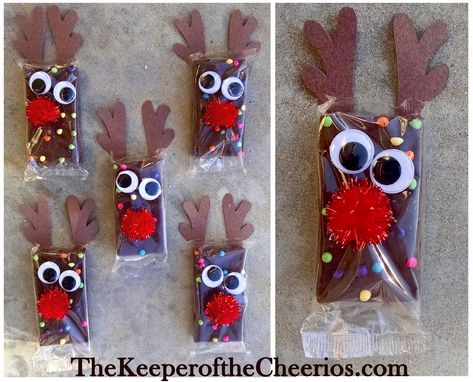 Rudolph Reindeer Brownies We love to make pre- packaged treats, it so much fun and great for the kids to take to school. Unfortunately now days its hard to bring treats that are not pre-packaged from the store, so this makes it fun and easy. MATERIALS USED: Cosmic Brownies Here Red Pom Poms Here Wiggle Eyes Brown Construction paper Hot glue and glue gun Scissors DIRECTIONS: Start by deciding how you want your antlers to look, then cut out of brown construction paper your desired antlers. Next... Reindeer Brownie, Christmas Treat Ideas, Classroom Christmas Party, School Christmas Party, Classroom Treats, Kids Christmas Party, School Treats, Room Mom, Christmas Treat