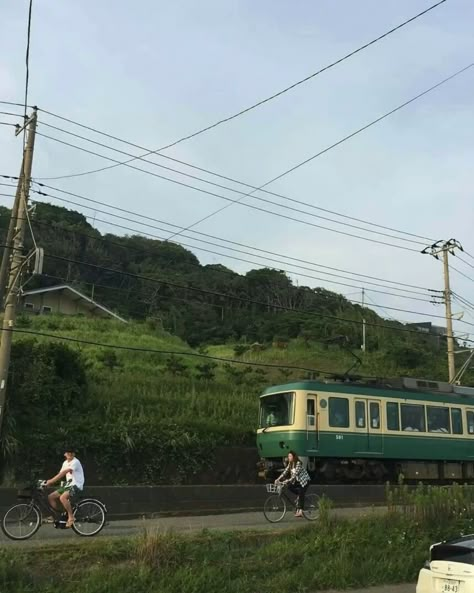 Japan Countryside, Japan Vibes, Japanese Countryside, Japan Train, Japan Core, Go To Japan, Japan Aesthetic, Aesthetic Japan, Quiet Life