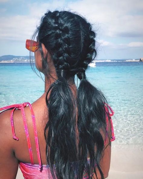 25 Easy Summer Hairstyles You’ll Love - Yz244 Fourth Of July Hairstyles For Women, Memorial Day Hairstyles, Cute Fourth Of July Hairstyles, Boat Day Hairstyles, Cute 4th Of July Hairstyles, Hot Day Hairstyles, Fourth Of July Hairstyles, Patriotic Hairstyles, 4th Of July Hairstyles