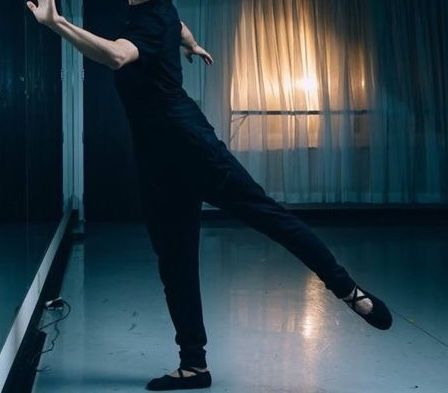 Mike Chang Aesthetic, Acrobat Aesthetic Man, Ballet Male Aesthetic, Boy Ballet Aesthetic, Man Dancing Aesthetic, Male Ballerina Aesthetic, Dancer Aesthetic Male, Male Gymnast Aesthetic, Male Ballet Aesthetic