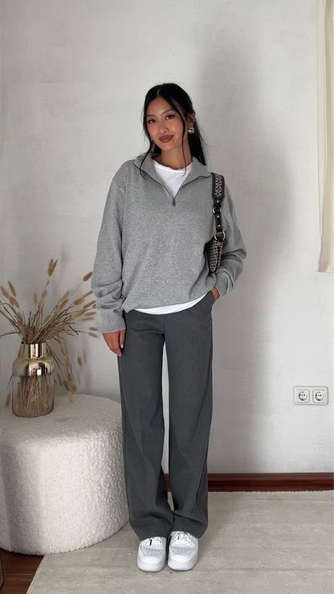 Fruit of the Loom Sweatshirt … curated on LTK Autumn Business Outfits Women, Work Outfits Women Sweater, Casual Outfit With Dress Pants, Nyc Work Outfit Business Casual, Casual Elegant Outfits Autumn, Autumn Winter Work Outfits, Hostess Work Outfit, Slacks Dressy Outfit, Cute Fall Office Outfits