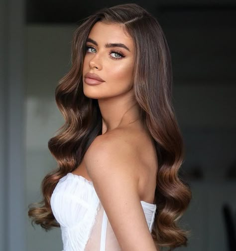 Very Long Old Hollywood Waves Glam Long Hairstyles, Hollywood Waves With Side Part, Old Hollywood Hair Long, Side Part Hollywood Waves, Hollywood Waves Side Part, Side Part Waves, Hair Styles Engagement, Hollywood Waves Hair, Glam Wedding Hair