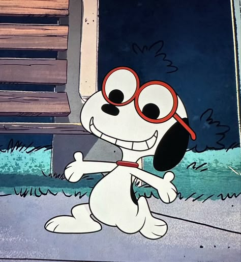 Snoopy With Glasses, Snoopy With Flowers, Snoopy Pfp Aesthetic, My New Character, Nerd Pfp, Snoopy Widget, Snoopy Icons, Snoopy Pfp, Snoopy Aesthetic