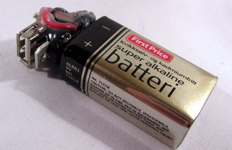 Battery Hacks, Diy Heater, Recondition Batteries, Creative Life Hacks, Batteries Diy, Diy Gadgets, Diy Tech, 9v Battery, Electronic Projects