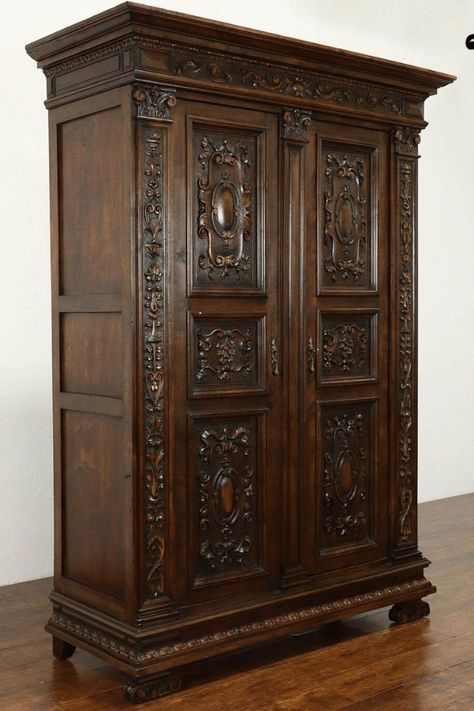 Antique Wardrobe Closet, Slytherin Room, Wooden Almirah, Wooden Wardrobe Design, Almirah Designs, Antique Wardrobe, Armoire Wardrobe, Wood Armoire, Dark Woods