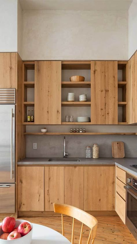 Fresh Urban Abode - Fine Homebuilding Rustic Wood Cabinets, Modern Konyhatervezés, Minimalist Dekor, Kitchen Set Up, Interior Design Minimalist, Concrete Kitchen, Modern Kitchen Cabinets, Beautiful Kitchen, Kitchen Trends