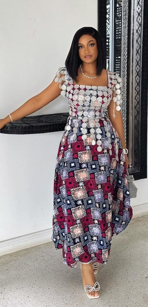 Ankara Up And Down, Mercy Aigbe Fashion Style, Casual African Outfits For Women, African Dresses For Women Church Ankara, Classy Ankara Outfits For Women, Traditional Tops For Women, African Wear Dresses Classy, Adire Dress Styles, Chitenge Dresses Classy