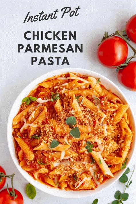 Instant Pot Chicken Parmesan, Chicken With Spaghetti Sauce, Chicken Breast Pasta, Breadcrumb Topping, Marinara Recipe, Instant Pot Pasta, Instant Pot Pasta Recipe, Pastas Recipes, Chicken Parmesan Pasta