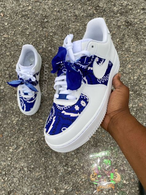 Sneaker Customization, Bedazzled Nails, Lv Inspired, Nike Casual Shoes, Fire Shoes, Air Force One Shoes, Nike Shoes Women Fashion, Custom Sneakers Diy, Af1 Custom