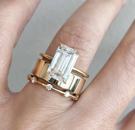 Band With Emerald Cut Engagement Ring, Gold Engagement Ring Stack, Ring Inspo, Emerald Wedding Rings, Cute Engagement Rings, Future Engagement Rings, Emerald Cut Moissanite, Emerald Cut Rings, Emerald Engagement Ring Cut