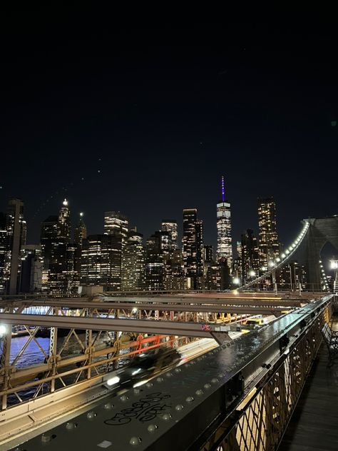 Nyc Brooklyn Bridge Night, Brooklyn City Aesthetic, Brooklyn Night Aesthetic, Brooklyn At Night, Brooklyn Aesthetic New York, Brooklyn New York Aesthetic, Brooklyn Bridge Aesthetic, Brooklyn Aesthetic, Manhattan Aesthetic