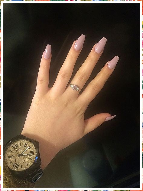 Find the nail shape that flatters your chubby fingers and boost your confidence. Nail Shape For Chubby Hands, Ballerina Shape Nails, Nail Shapes For Chubby Fingers, Birthday Nails Coffin, Chubby Hands, Long Square Nails, Ten Nails, Acrylic Nail Shapes, Beauty Hacks Nails