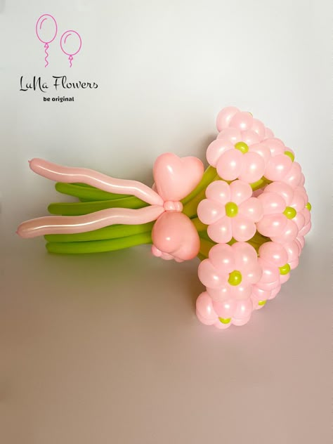 Flower Birthday Balloons, Balloon Flower Bouquet Tutorial, Tulip Balloon Bouquet, Ballon Flowers Diy, Ballon Flower Tutorial, Ballon Flower Bouquet, Aesthetic Flower Tattoo, Flowered Nails, Bucket Balon