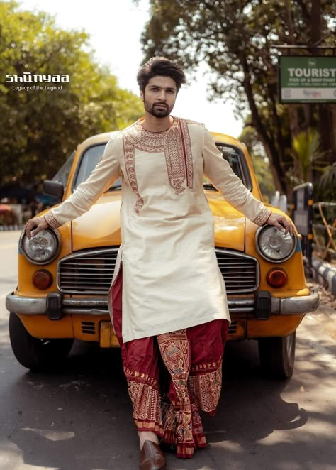 Bengali Dhoti Men, Men’s Dhoti Kurta, Bengali Men Wedding Outfit, Durga Puja Outfit Ideas Men, Dhoti With Kurta For Men, Indian Traditional Men Outfit, Bengali Wedding Groom Dress, Bengali Groom Outfit Dhoti Panjabi, Dhoti Outfit Men