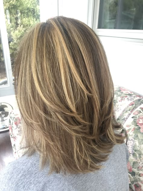 Haircuts For Medium Hair Blonde, Blonde Bayalage, Bayalage Hair, Haircuts For Medium Length Hair, Layered Haircuts For Medium Hair, Shoulder Length Hair Cuts, Haircuts For Medium Hair, Hair Medium, Haircut For Thick Hair