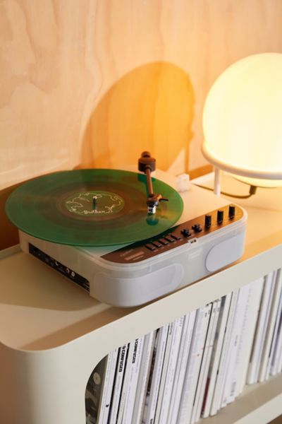 Cool Speakers, Living Room Record Player, Apartment Refresh, Turntable Setup, Modern Record Player, Weird Furniture, Record Room, Small Bathroom Interior, Record Player Stand