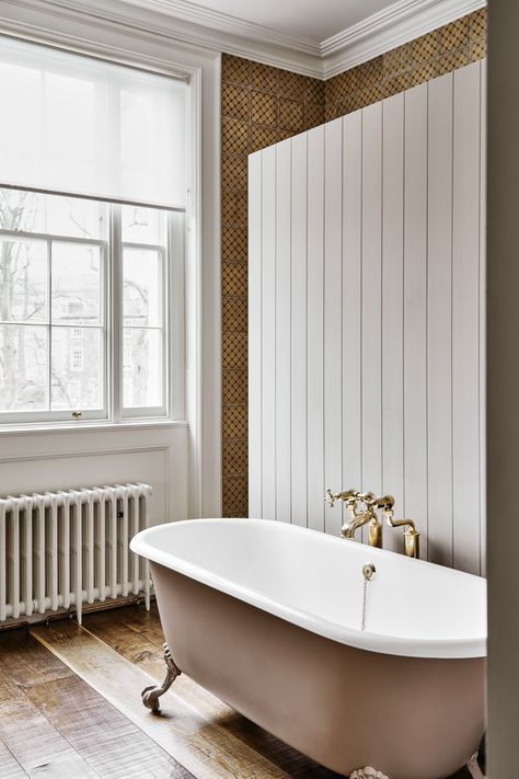 A London Victorian Townhouse Brought Back in Time—and Modernized—in a Top-to-Bottom Renovation by Mark Lewis Interior Design Bathroom Shower Area, Renovated Victorian House, Bathroom Interior Decor, Complete House Renovation, Renovated Victorian, Bathroom Family, New Victorian, House In London, Victorian Townhouse