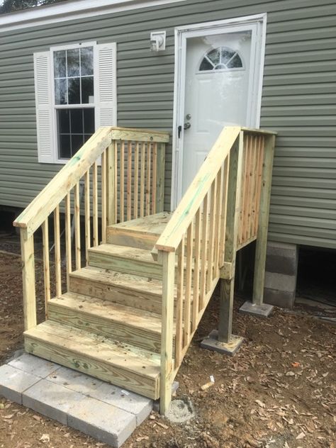 Outdoor Steps Railing, Outdoor Wood Steps With Railing, Outdoor Stairs To House Entrance Wood, Diy Front Door Steps, Deck Step Railing Ideas, How To Build Outdoor Stairs, Front Door Stair Case, Diy Wooden Stairs Outdoor, Diy Wood Stairs Outdoor