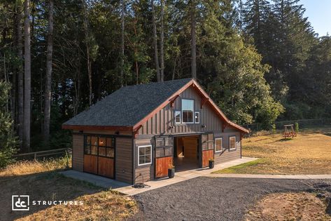 Sherwood Backyard Party Barn - DC Structures Small Barn With Living Quarters, Mini Barn Ideas, Party Barn Floor Plans, Party Shed Ideas, Party Barn Ideas, Party Barn Interior, Small Barn Ideas, Dc Structures, Barn With Loft