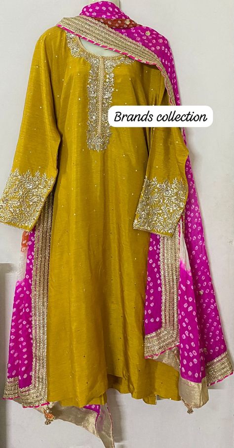 Mehndi Suit Designs, Mayon Dresses Pakistani Simple, Raw Silk Frocks, Pakistani Shadi Dresses, Mehandi Dresses Mehndi Outfit, Simple Mehndi Outfit, Mehndi Outfit Ideas, Mayon Dresses, Raw Silk Embroidery