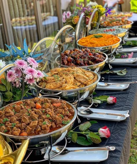 Birthday Catering Ideas Buffet, Buffet Dinner Wedding, Buffet Catering Display, Caribbean Food Buffet, African Wedding Food Buffet, Indian Food Wedding Buffet, Wedding Food Table Set Up Buffet Ideas, Hot Food Table Display, Soul Food Catering Set Up