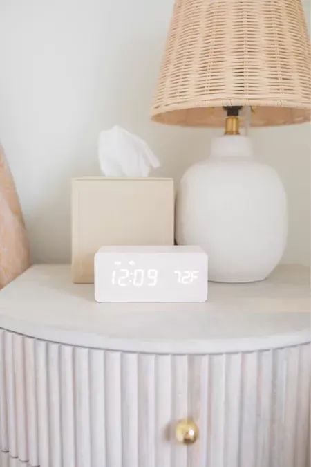 Bedroom Gadgets, Cute Alarm Clock, Teresa Caruso, Bedroom Clocks, Nightstand Decor, Clock Decor, Bedroom Accessories, Organization Bedroom, Dream Bedroom