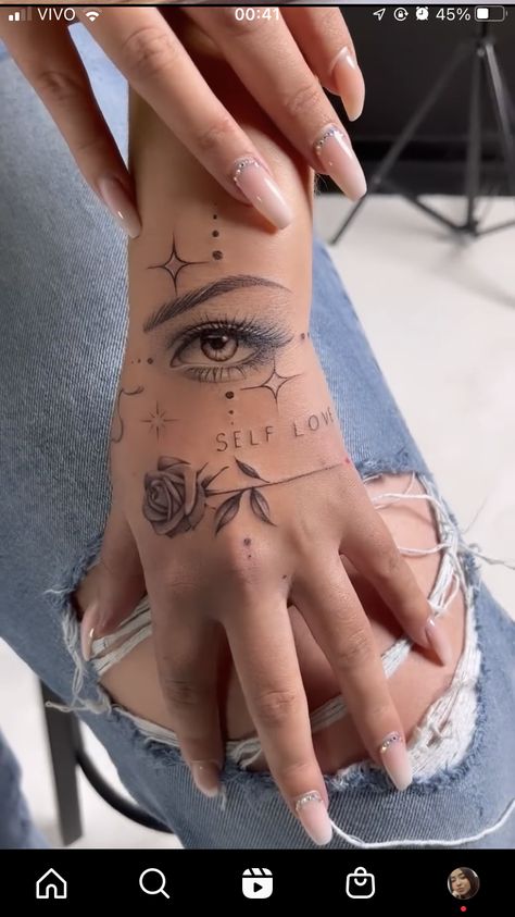 Under Eye Tattoo, Hand And Finger Tattoos, Pretty Hand Tattoos, Hand Tattoos For Women, Dope Tattoos For Women, Tatuaje A Color, Small Hand Tattoos, Classy Tattoos, Badass Tattoos