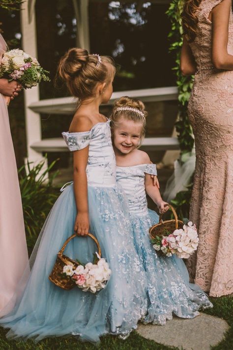 Cinderella Wedding Bridesmaids, Disney Wedding Bridesmaids Dresses, Disney Bridesmaids Dresses, Affordable Fairytale Wedding, Cinderella Wedding Bouquet, Fairytale Wedding Bridesmaids, Cinderella Wedding Hair, Cinderella Wedding Aesthetic, Cinderella Aesthetic Wedding