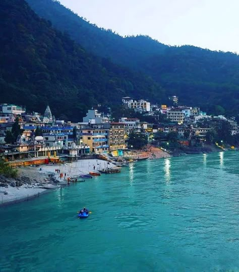 Rishikesh Photography, Rishikesh Ganga, Uttarakhand Culture, Ganga River, Ganges River, Travel Destinations In India, Flowing River, Rishikesh India, Dehradun