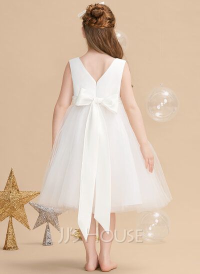 A-Line Knee-length Flower Girl Dress - Satin/Tulle Sleeveless V-neck With Bow(s) (010104941) - JJ's House Flower Girl Dresses Knee Length, Flower Girl Dress With Bow, Flower Girl Dress White, Girl Dress White, Sleeveless Flower Girl Dresses, Neck Flower, Girls Tulle Dress, Girls Dresses Online, Lace Beach Wedding Dress