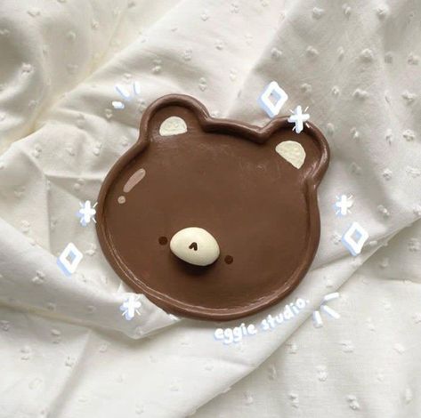 Air Dry Clay Plates Diy, Diy Ceramics, Fimo Kawaii, Clay Models, Pretty Pottery, Bear Ceramic, Clay Bear, Antlers Decor, Clay Making