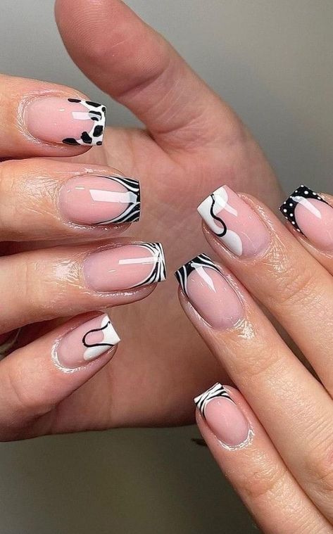 Short Square Summer Nail Designs, Short Almond Nail French Tip, Build A Gel Nail Designs Short, Black White And Gray Nails, Cute Brown Nail Designs, Cute Biab Nails, Short Classy Nail Designs 2024, Line Nails Design, Short Manicure Designs