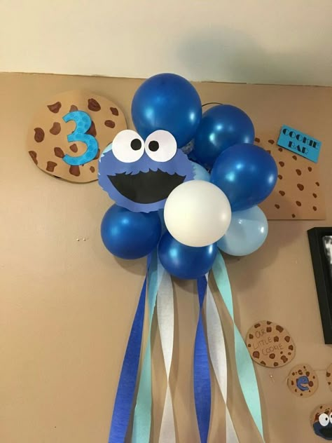 Cookie Monster Bday Party, Cookie Monster Balloons, Cookie Monster Birthday Party Decorations, Cookie Monster Party Food, Cookie Monster Balloon Arch, Cookie Monster Birthday Party Ideas, Cookie Monster Theme Party, Cookie Monster 2nd Birthday Boy, Cookie Monster 1st Birthday Decorations