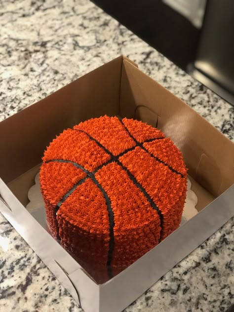 Basketball Birthday Cake For Men, Basketball Cake 2nd Birthday, Basketball 1st Birthday Cake, Bento Cake Basketball Design, Basketball Birthday Party Cake, Basketball Smash Cake First Birthdays, Simple Basketball Cake, Basketball First Birthday Cake, Basketball Theme Birthday Cake