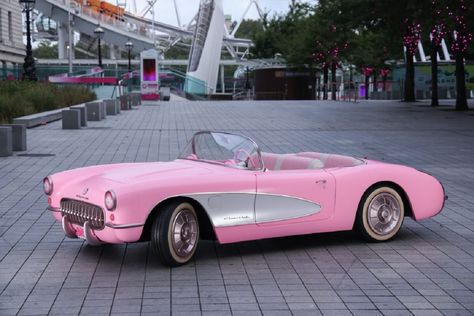 Barbie Car: The Pink C1 Corvette Is an American Dream Chrissy Aesthetic, Barbie Corvette, Barbie In Real Life, Pink Ferrari, C1 Corvette, Impala Lowrider, Blue And Pink Wedding, Chevrolet Corvette C1, Pink Corvette